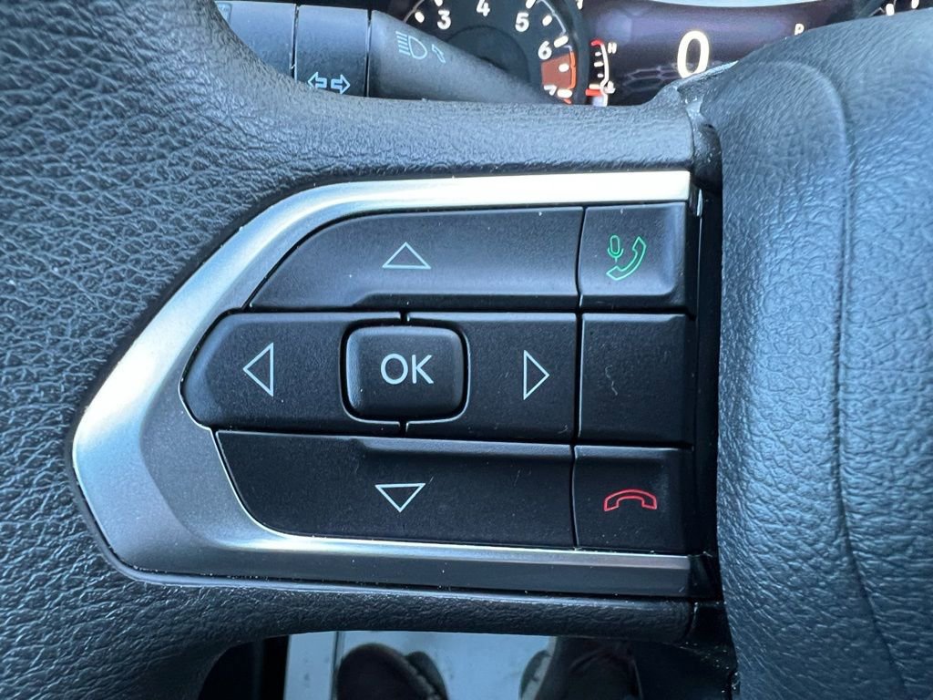 Used 2024 Jeep Compass Sport image 35