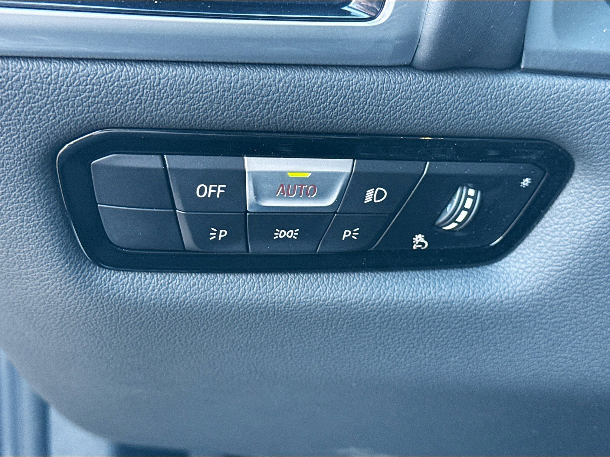 New 2026 BMW M850i xDrive Coupe w/ Driving Assistance Package image 34