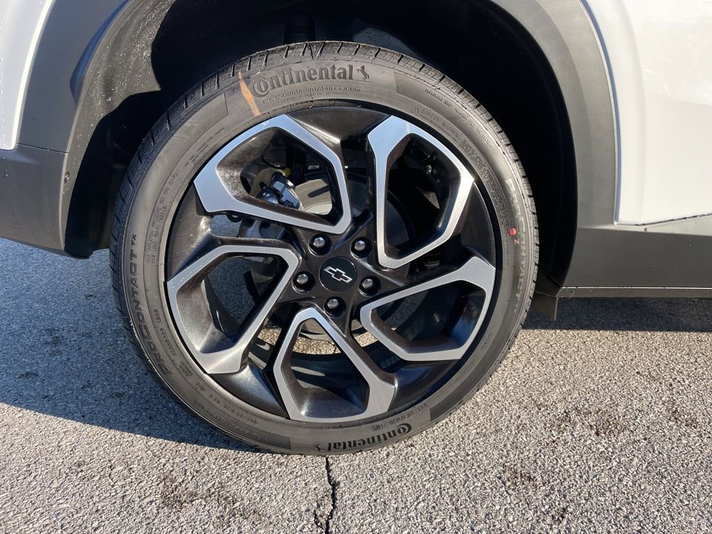 New 2026 Chevrolet Trax RS w/ Sunroof Package image 52