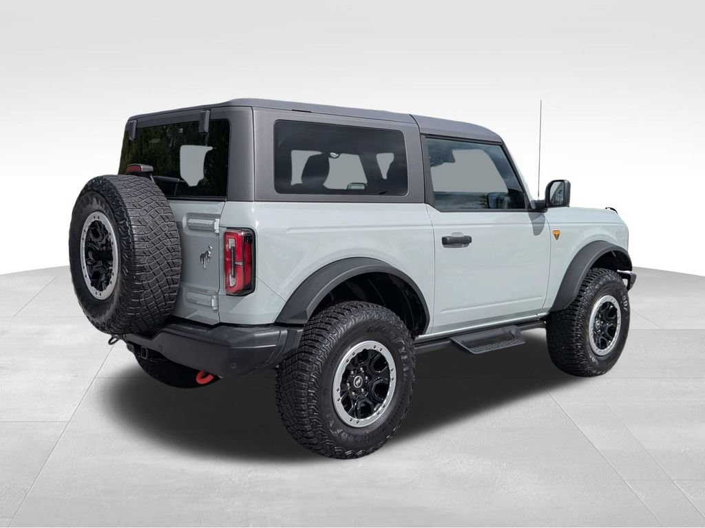 Used 2024 Ford Bronco Badlands w/ Sasquatch Package AWD/4WD image 4