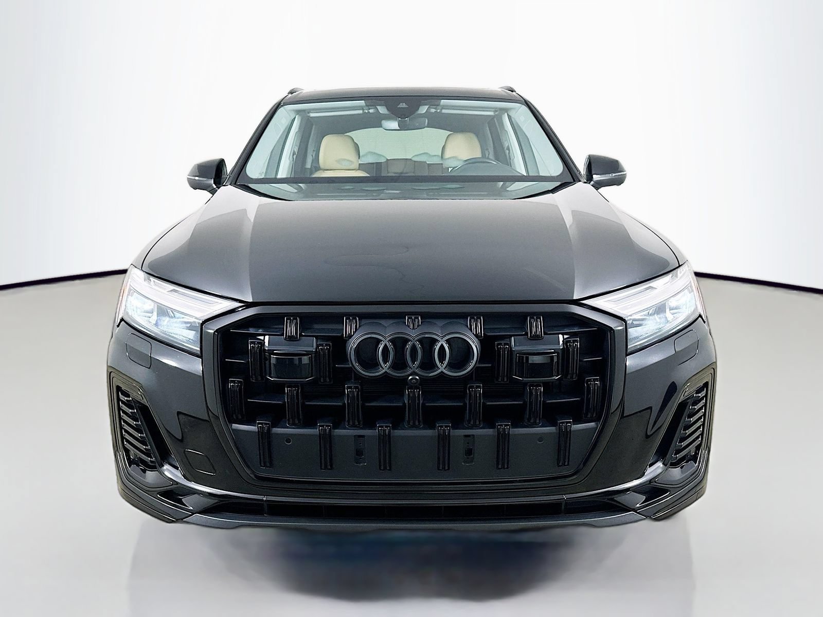 Used 2025 Audi Q7 2.0T Premium Plus AWD/4WD image 2