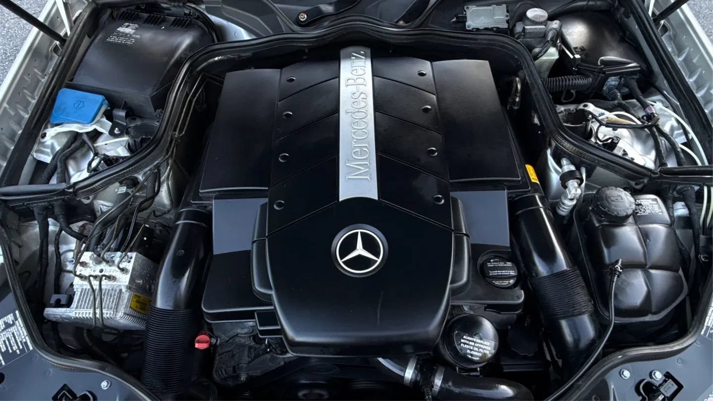 Used 2005 Mercedes-Benz E 500 4MATIC Sedan image 9
