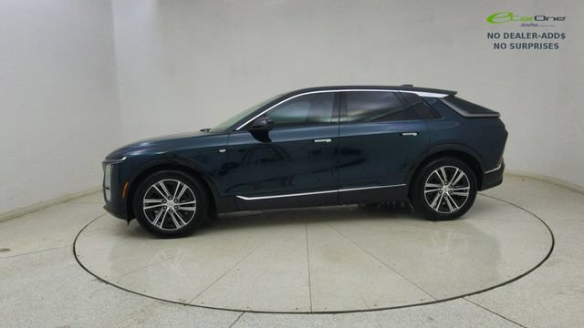 Used 2025 Cadillac Lyriq Luxury w/ LPO, Floor Liner Package RWD image 68