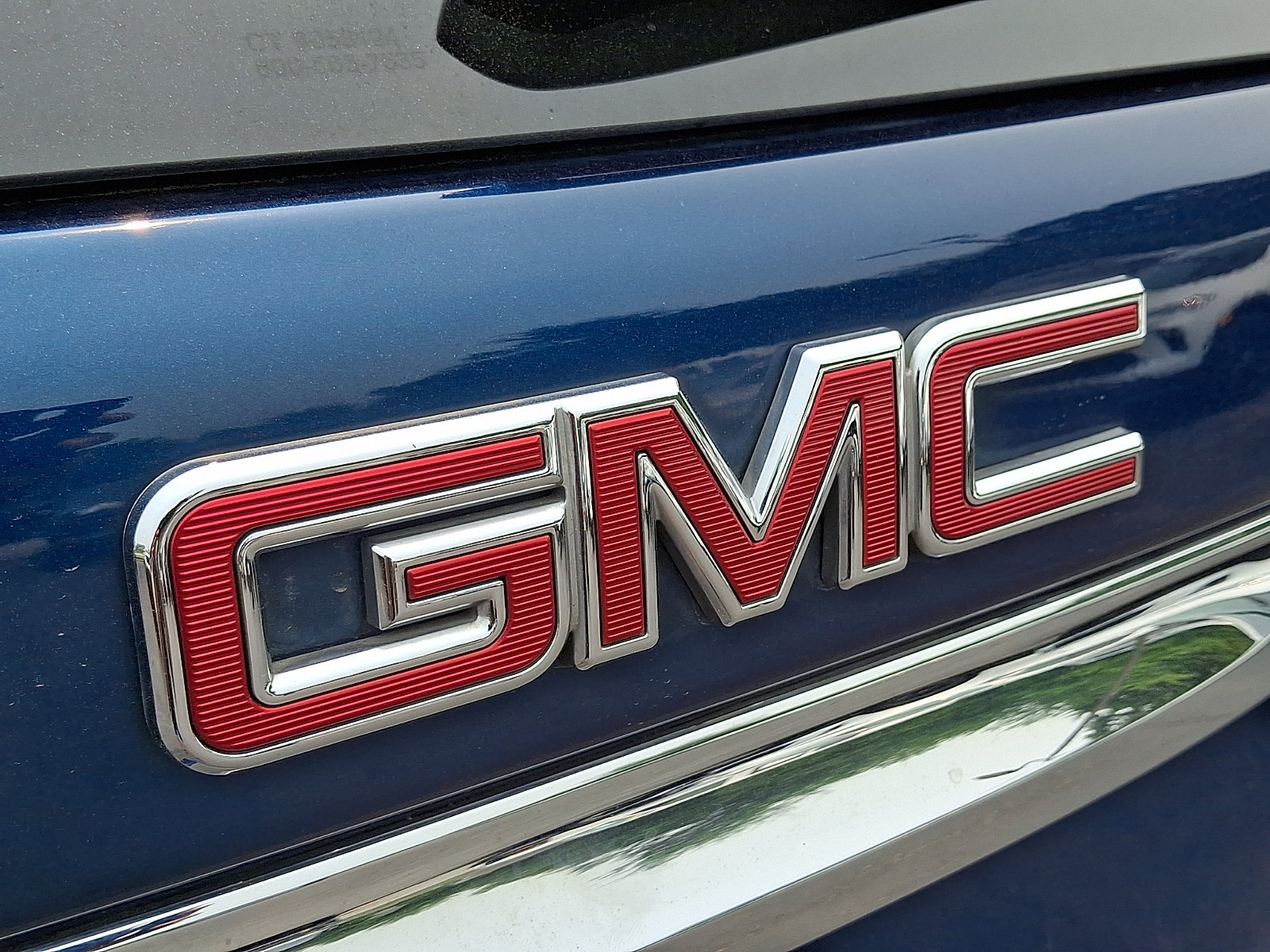 Used 2020 GMC Terrain SLE FWD image 29