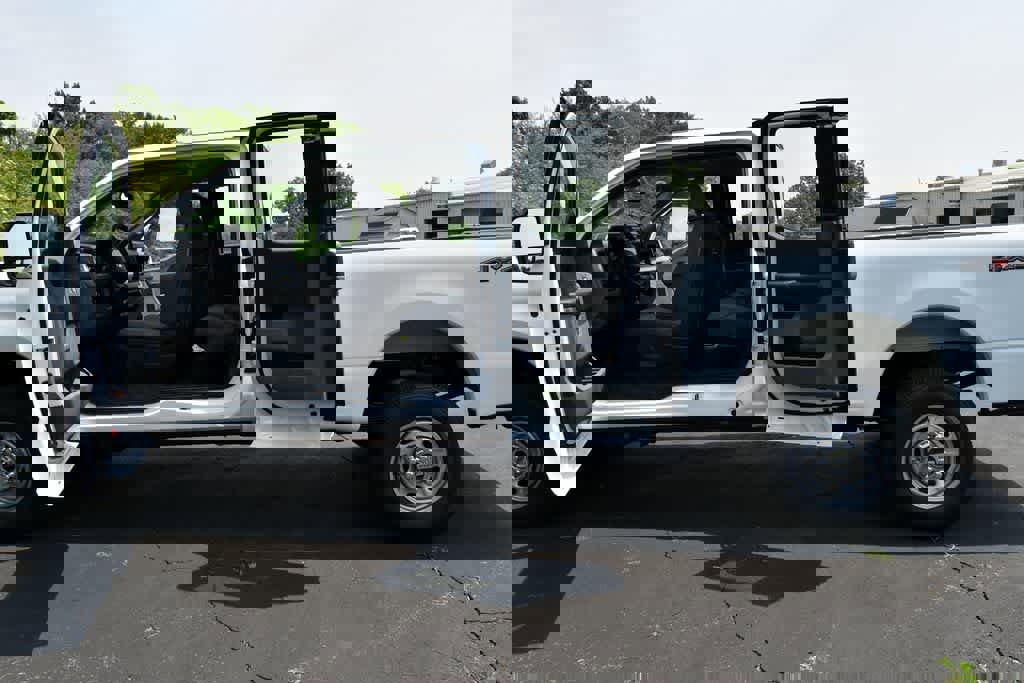 New 2025 Ford F350 XL w/ XL Chrome Package image 11