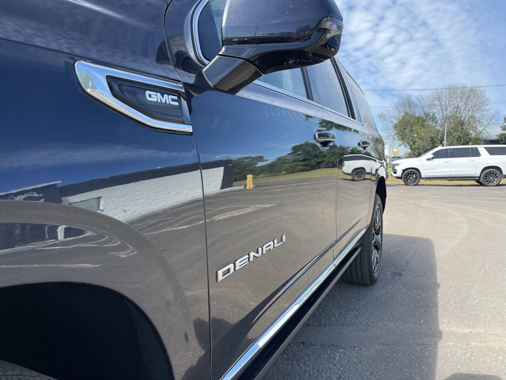 Used 2023 GMC Yukon XL Denali w/ Max Trailering Package image 15