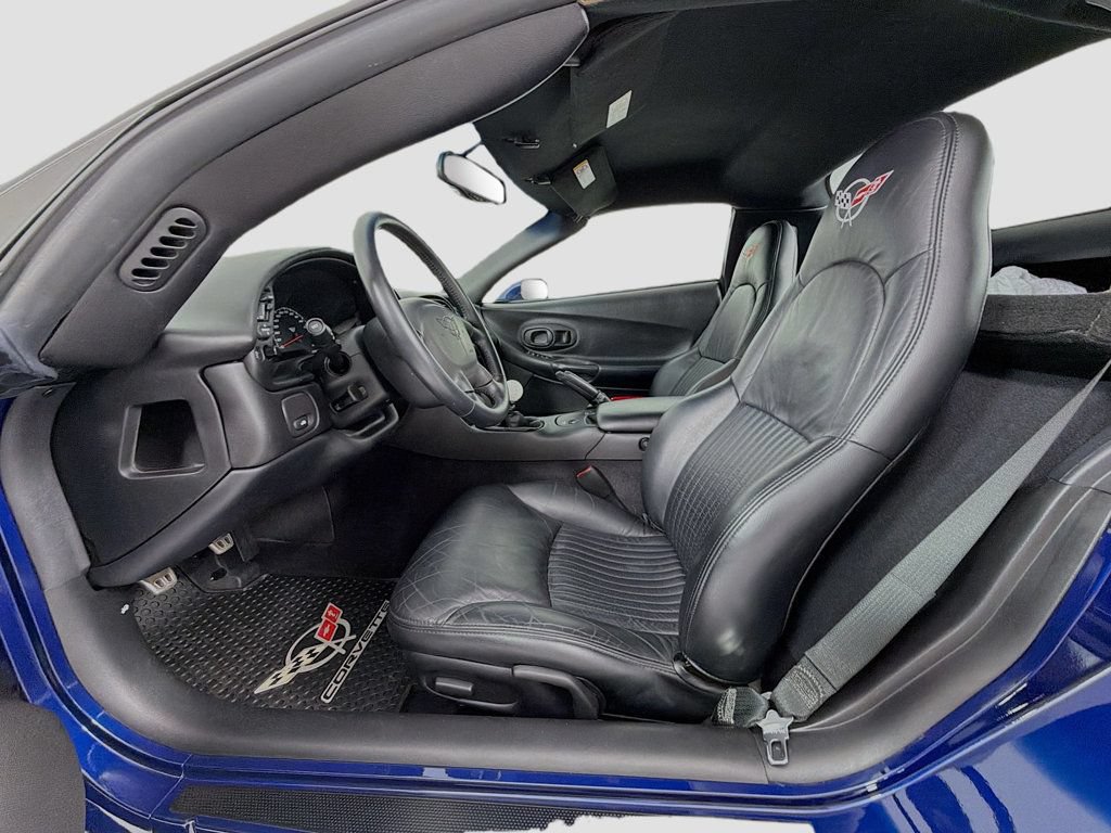 Used 2004 Chevrolet Corvette Z06 w/ Z06 Preferred Equipment Group RWD image 20