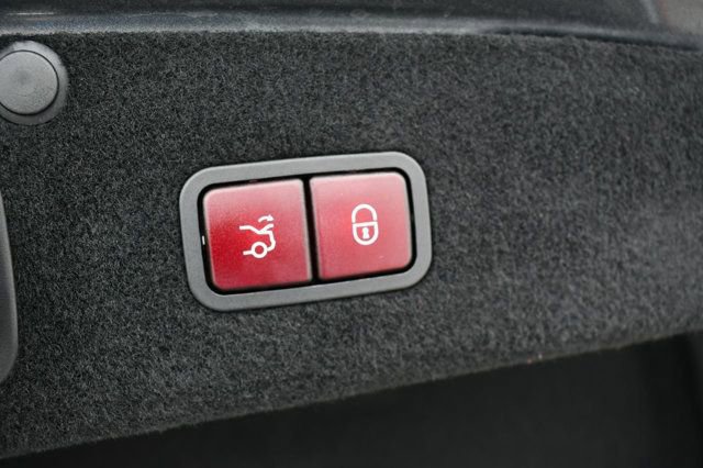Used 2017 Mercedes-Benz S 550e image 18