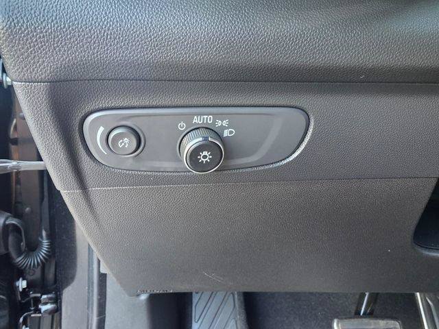 Certified 2023 Buick Envision Essence w/ Sport Touring Package FWD image 32