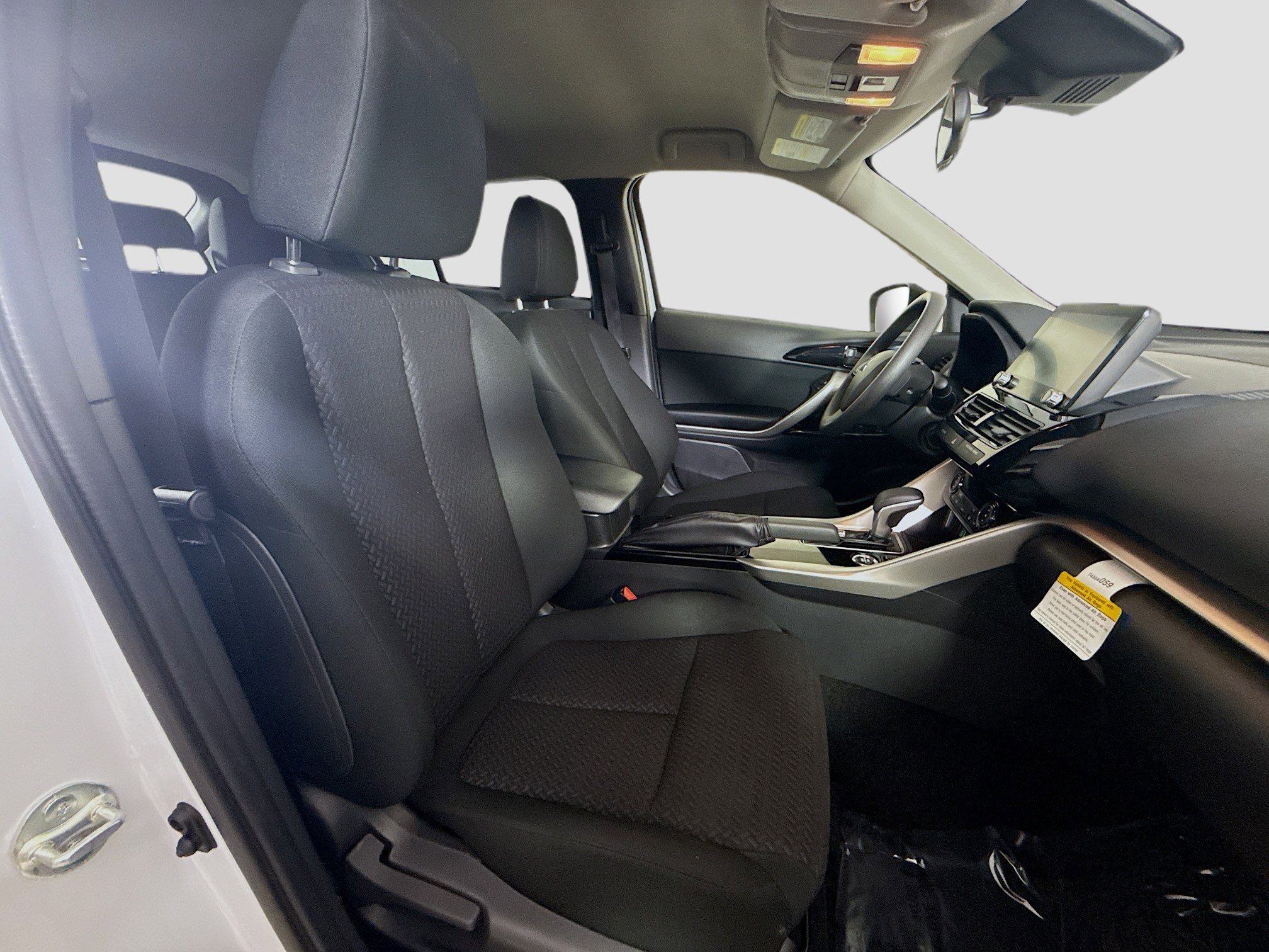 Used 2024 Mitsubishi Eclipse Cross Black Edition image 29