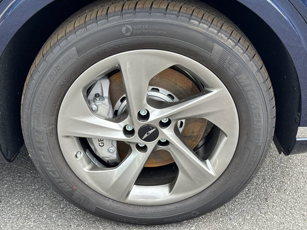 New 2026 Genesis GV70 2.5T Select AWD/4WD image 12