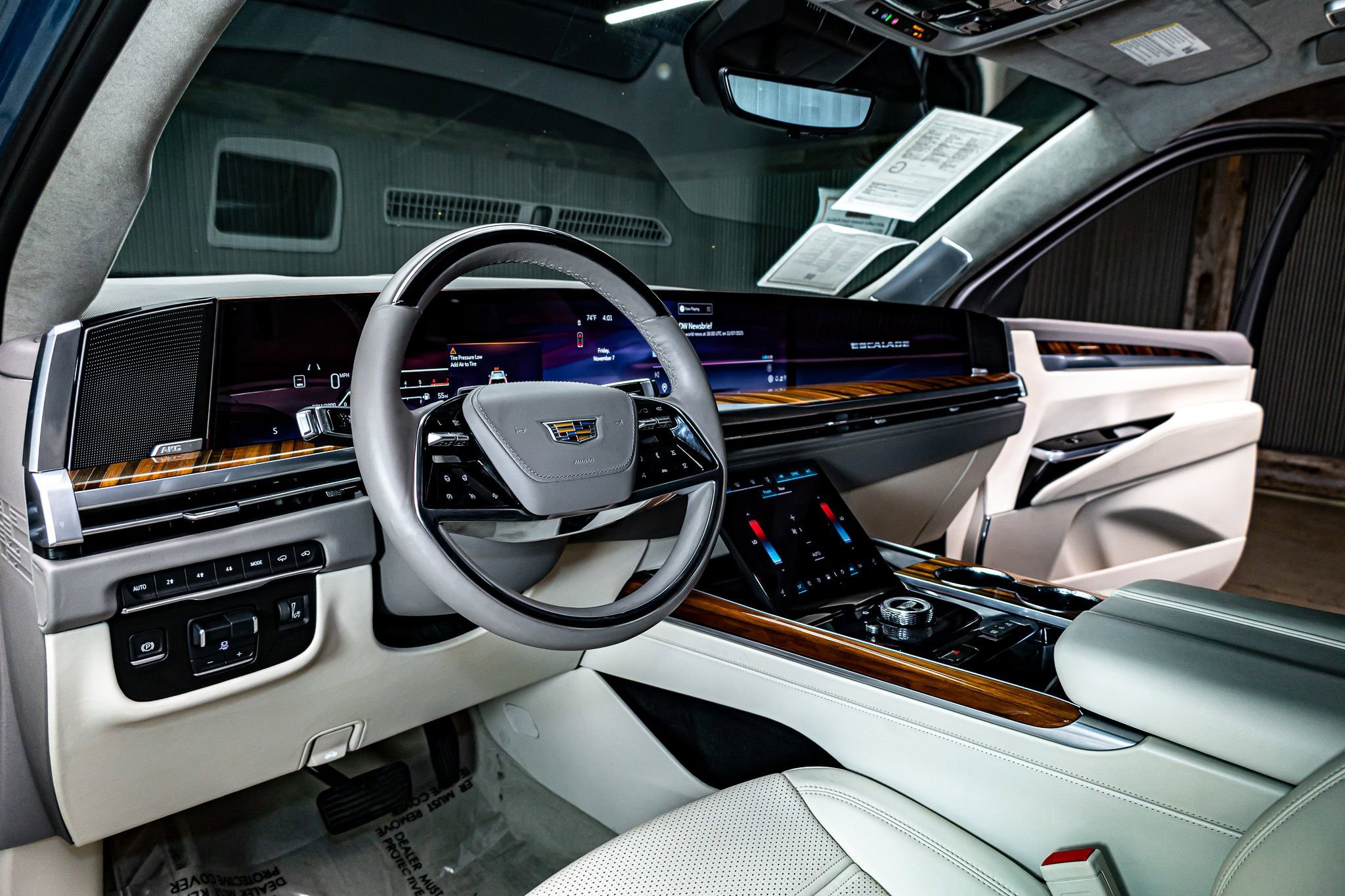 Used 2025 Cadillac Escalade Sport Platinum w/ LPO, Floor Liner Package image 17