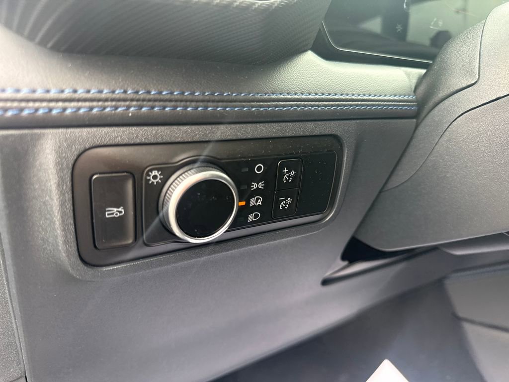 Used 2025 Ford Mustang Dark Horse image 18