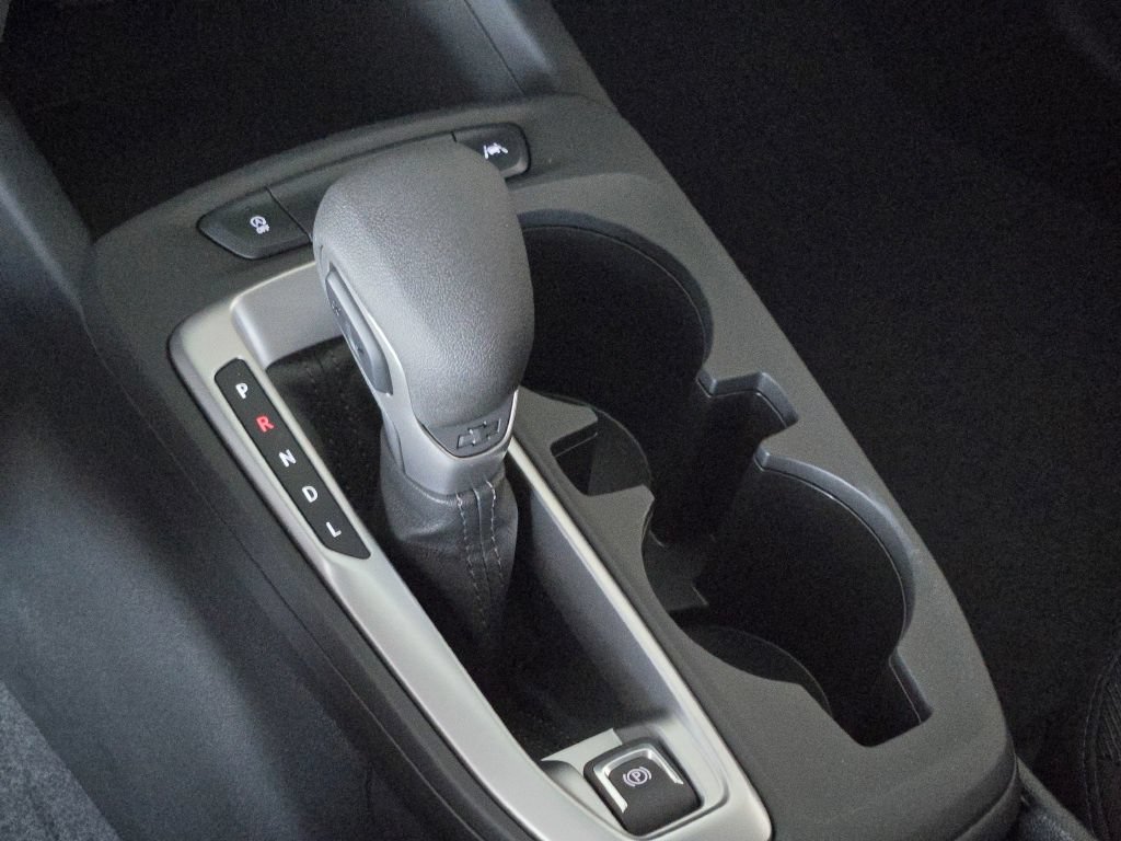 New 2026 Chevrolet Trax LS w/ LS Convenience Package FWD image 24