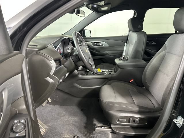 Used 2022 Chevrolet Traverse LT FWD image 11