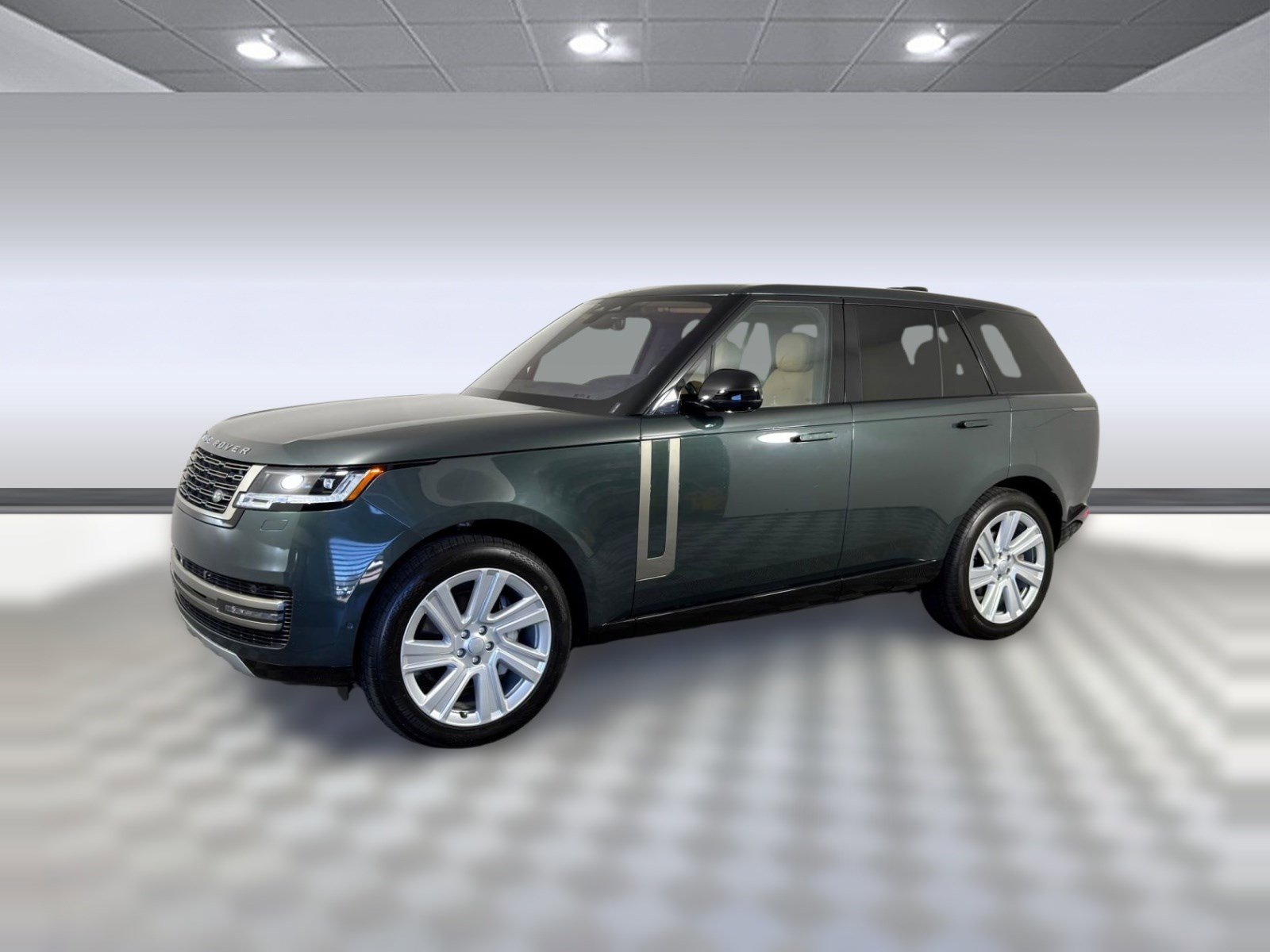 Used 2023 Land Rover Range Rover SE image 1