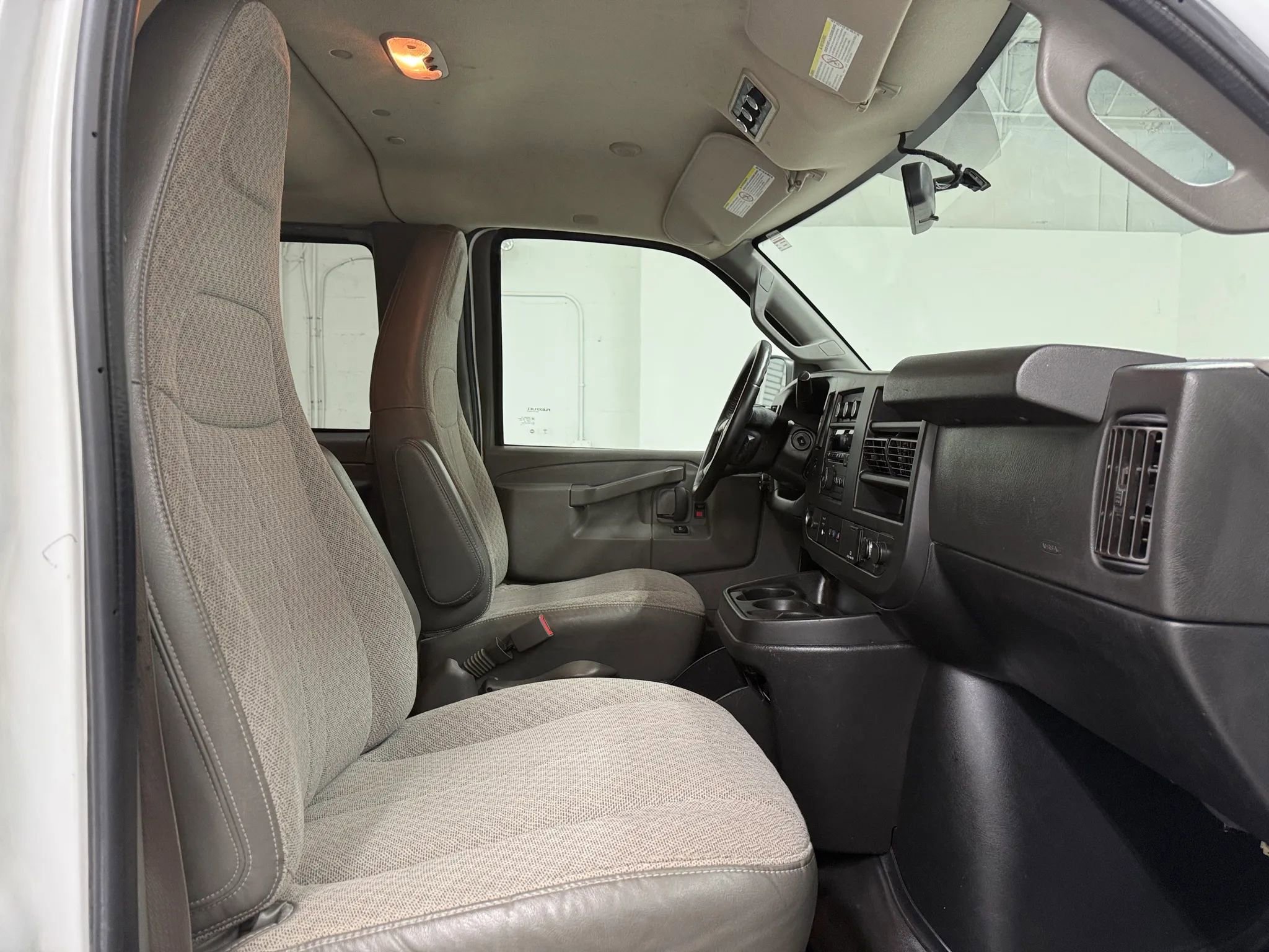 Used 2019 Chevrolet Express 3500 LS image 11