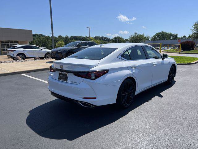 Certified 2024 Lexus ES 350 F Sport w/ Technology Package FWD image 3