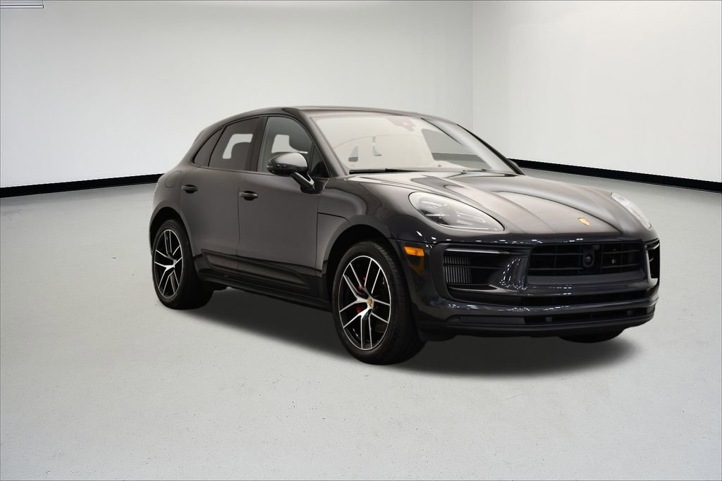 Used 2024 Porsche Macan S image 9