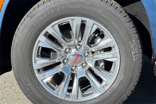 New 2026 GMC Yukon Denali w/ Sun & Power Step Package image 24