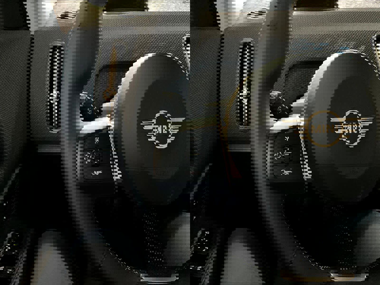 Certified 2025 MINI Cooper Countryman SE image 21