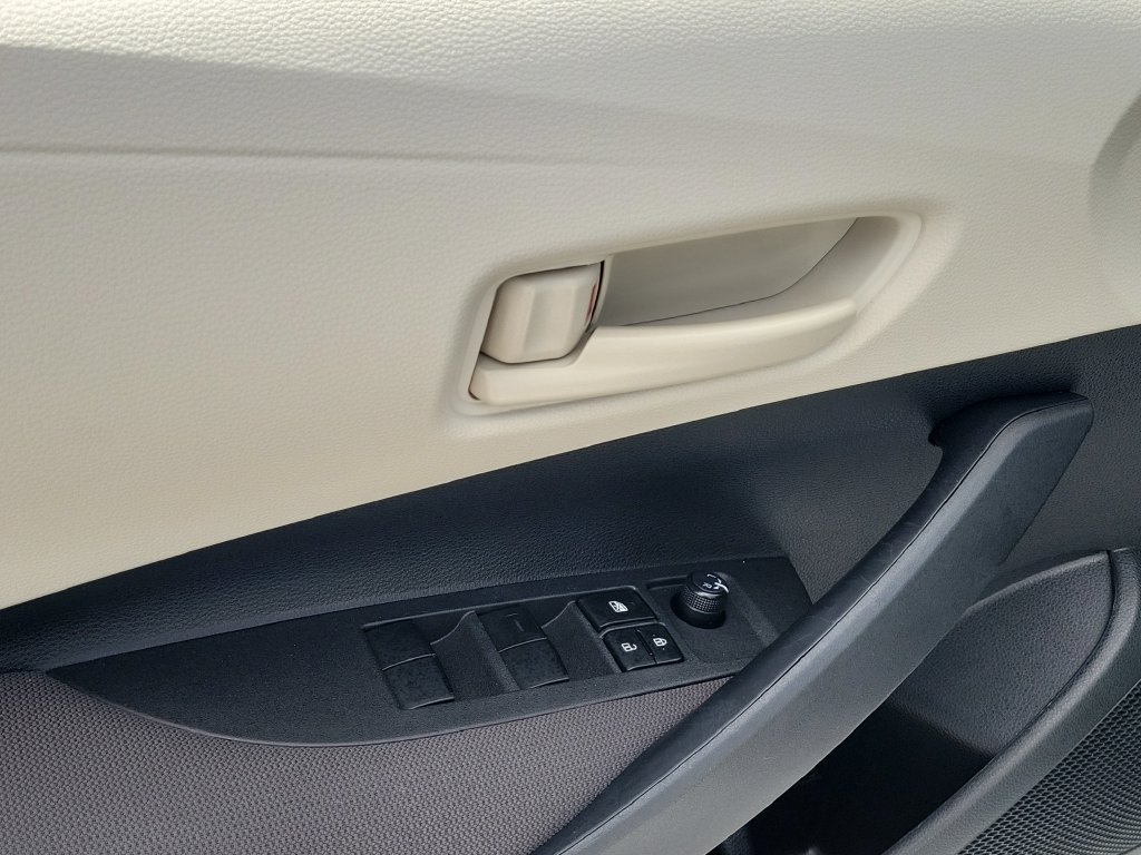 Used 2024 Toyota Corolla LE FWD image 20
