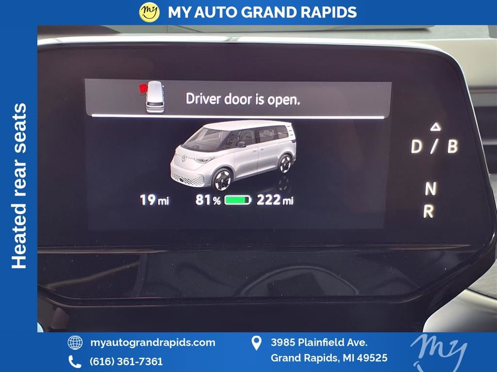 Used 2025 Volkswagen ID. Buzz Pro S RWD image 17