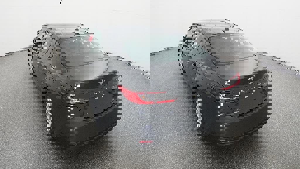 Certified 2026 Toyota Camry LE image 15