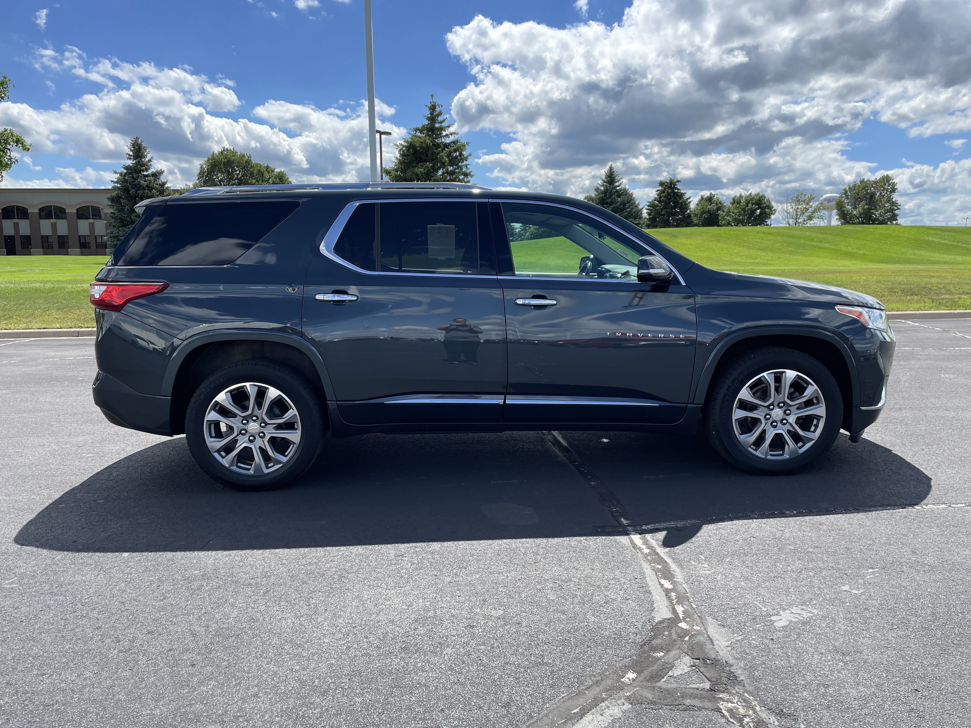 Used 2018 Chevrolet Traverse Premier w/ LPO, Floor Liner Package AWD/4WD image 9