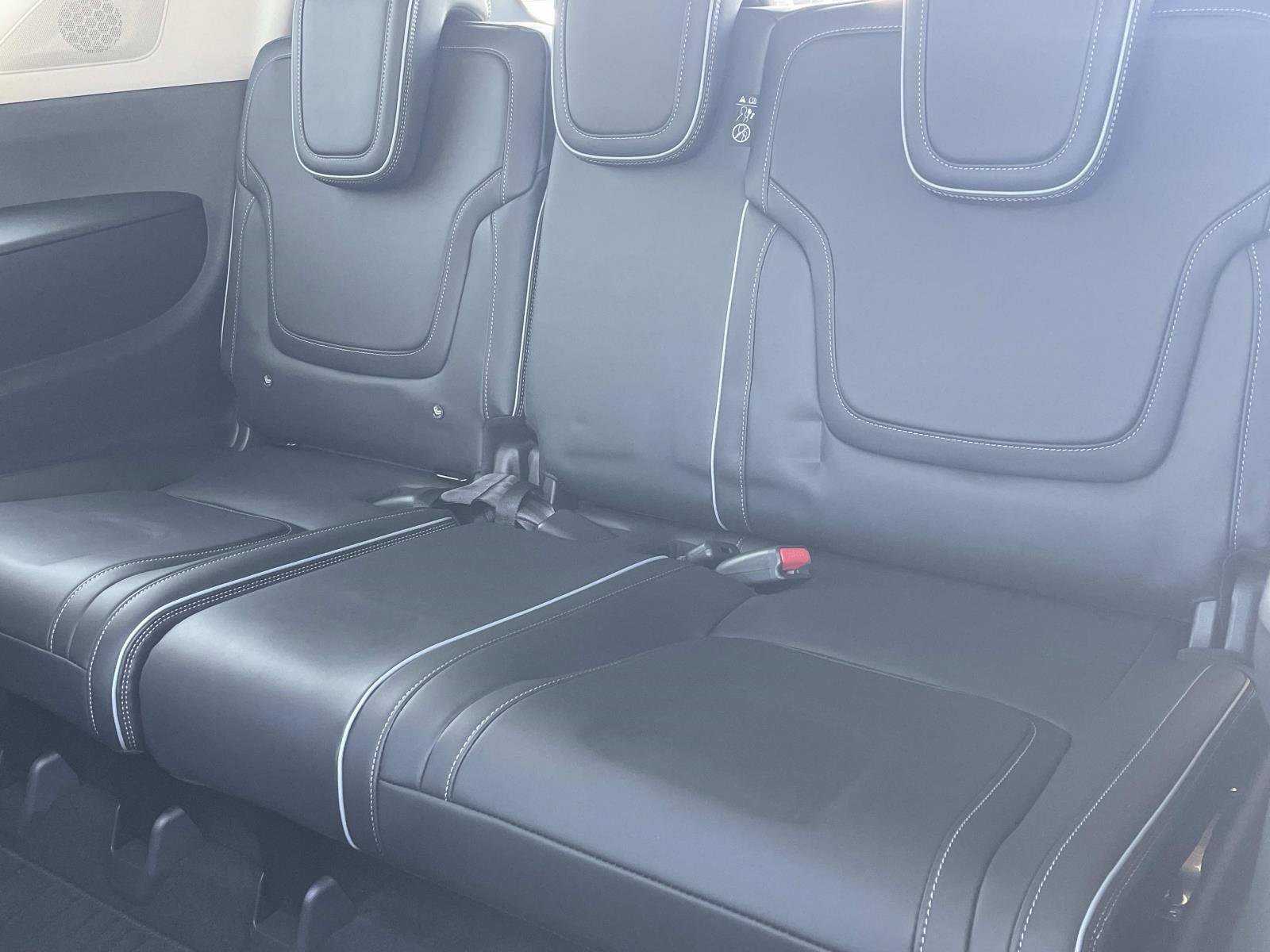 Certified 2025 INFINITI QX80 Luxe image 11