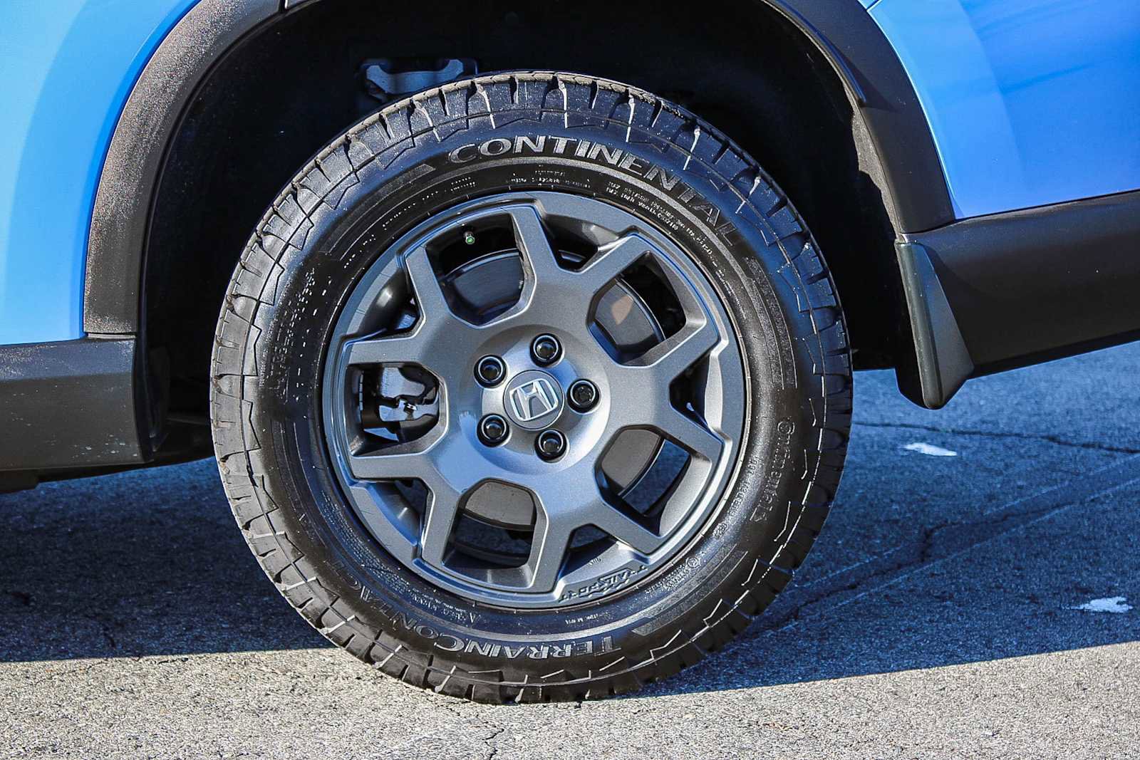 Certified 2025 Honda Pilot TrailSport image 8