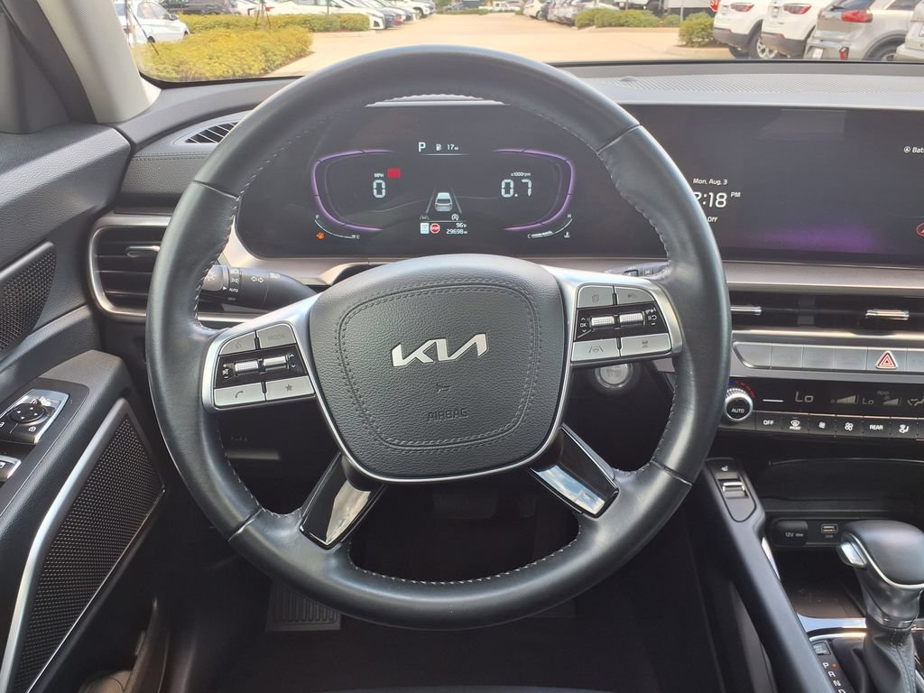 Used 2025 Kia Telluride S FWD image 28