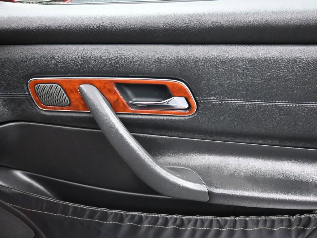 Used 2003 Mercedes-Benz SLK 230 image 22