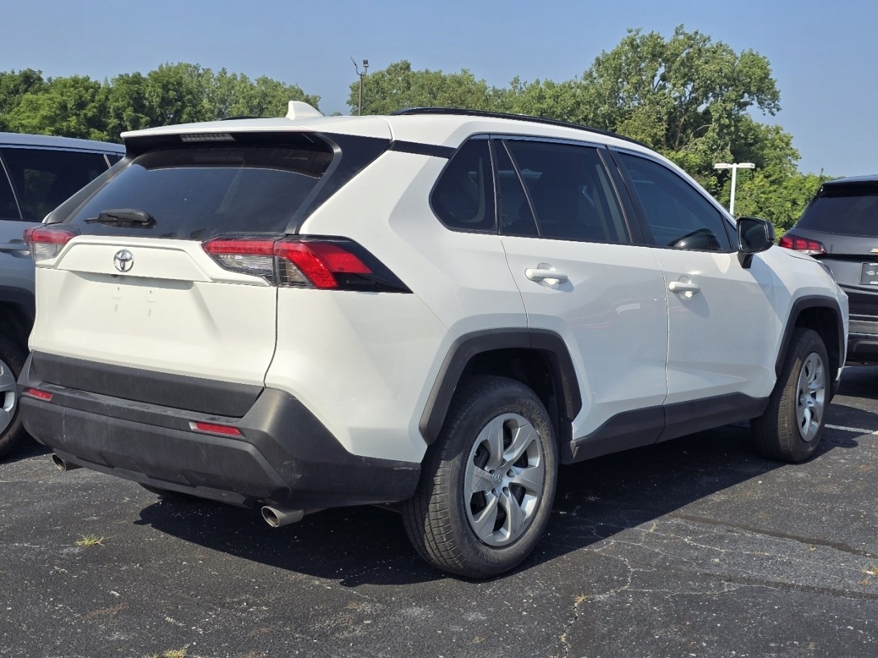 Certified 2021 Toyota RAV4 LE FWD image 7