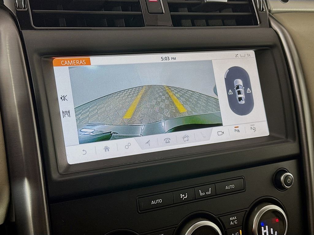 Used 2020 Land Rover Discovery Landmark image 20