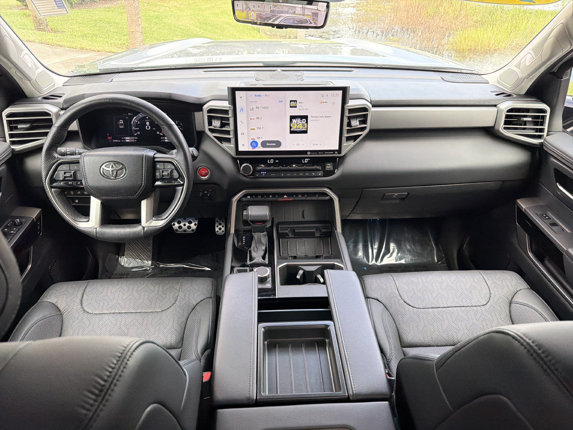 Used 2024 Toyota Tundra Limited w/ TRD Off-Road Package AWD/4WD image 14