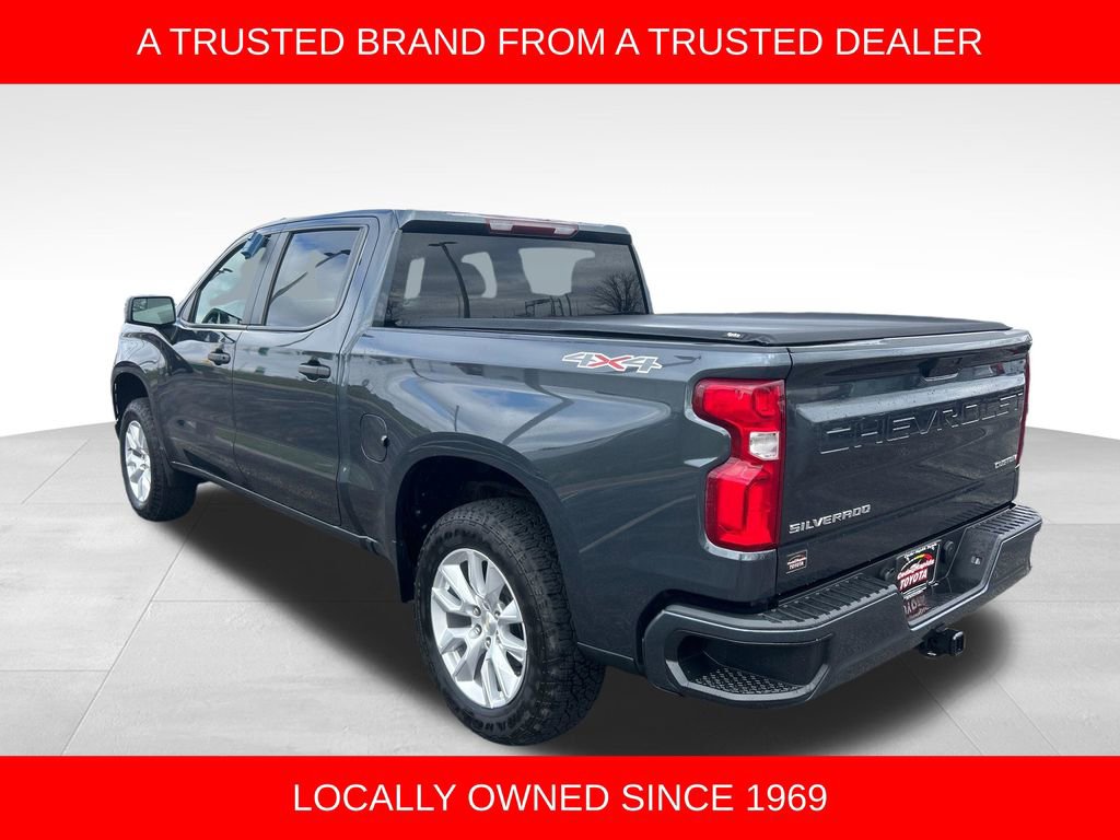 Used 2022 Chevrolet Silverado 1500 Custom w/ Safety Confidence Package AWD/4WD image 3