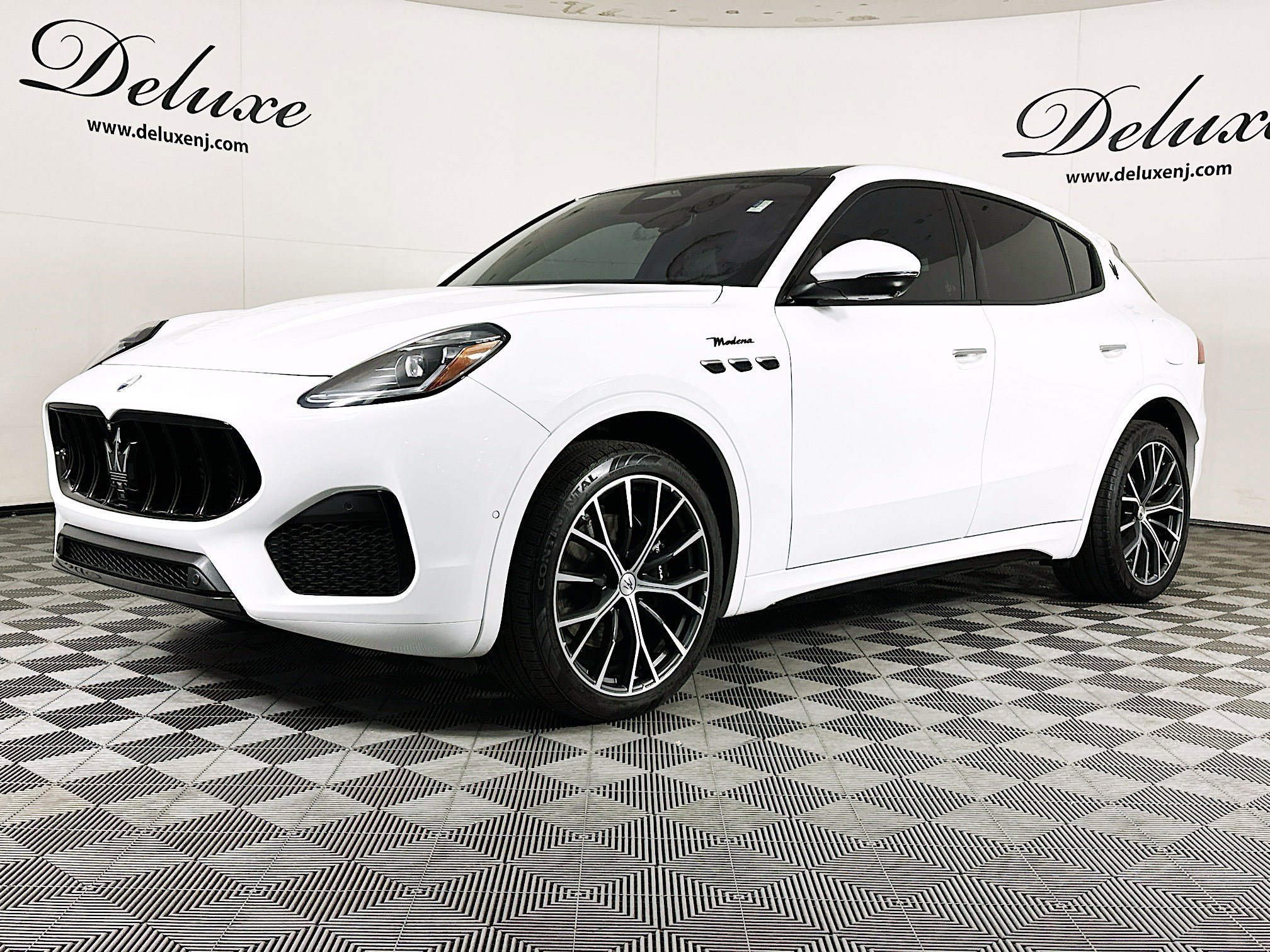 Used 2023 Maserati Grecale Modena image 3
