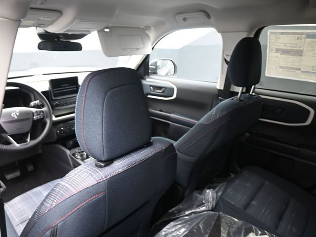 Used 2024 Ford Bronco Sport Heritage w/ Heritage Convenience Package image 2