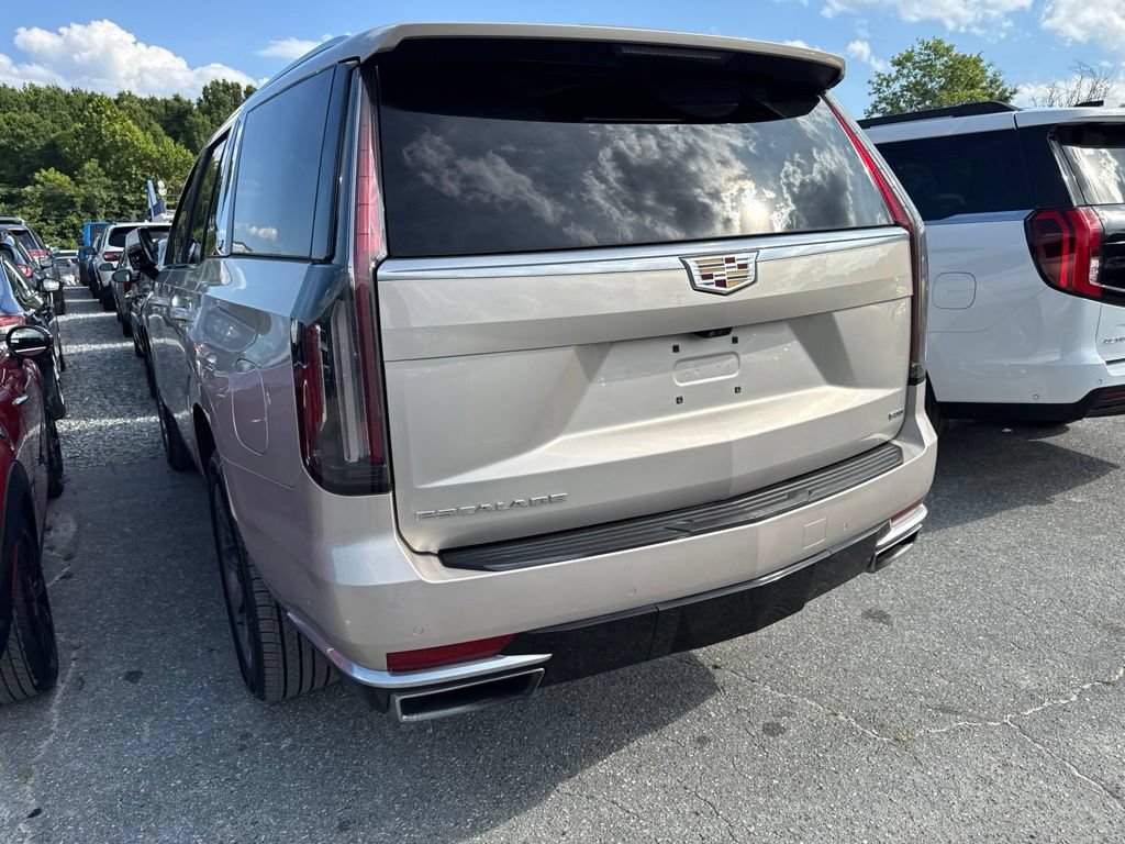 Used 2021 Cadillac Escalade Premium Luxury Platinum RWD image 5