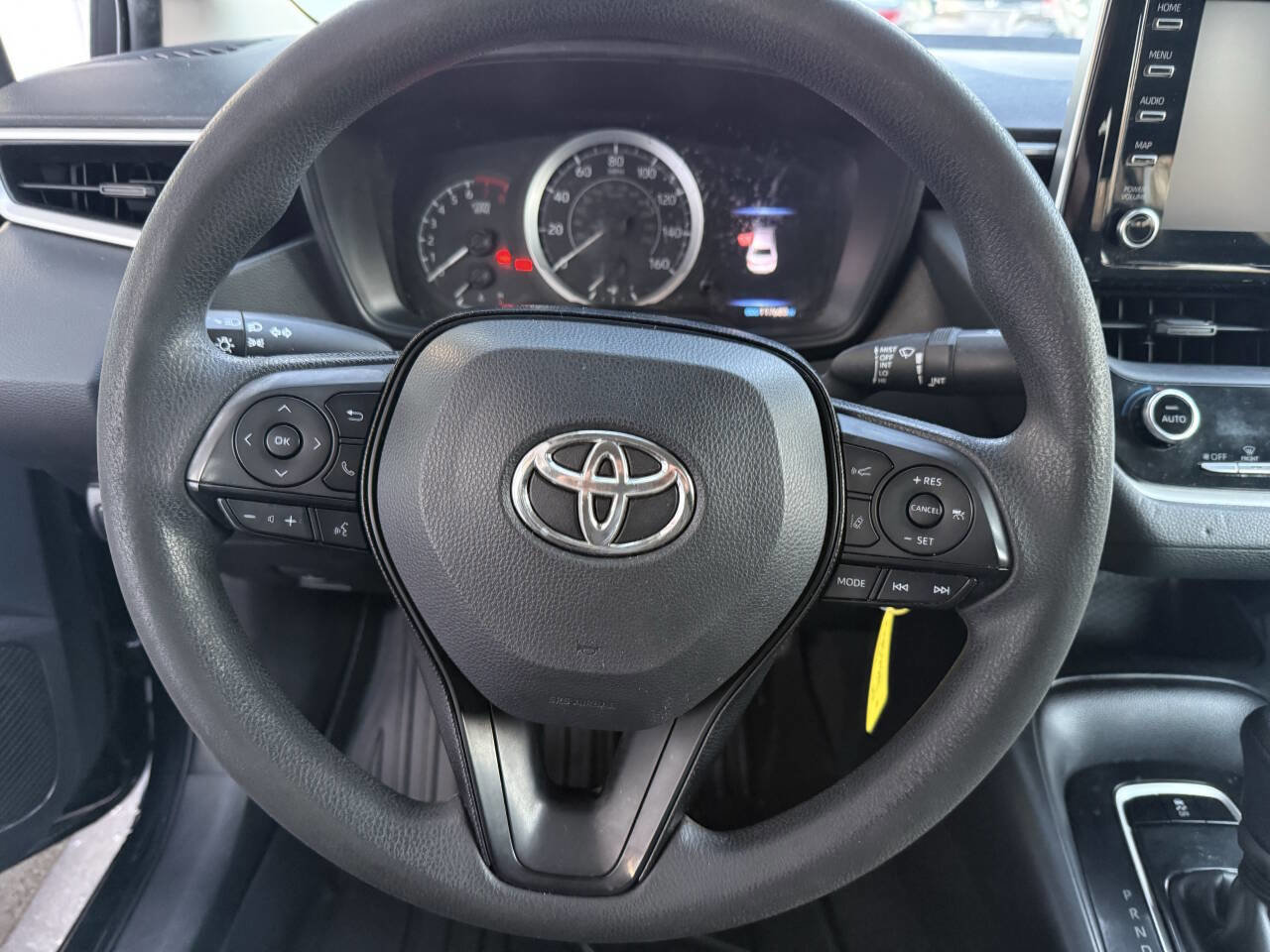 Used 2020 Toyota Corolla LE image 17