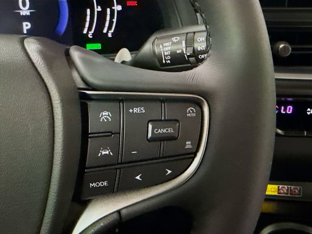 New 2026 Lexus UX 300h FWD image 13