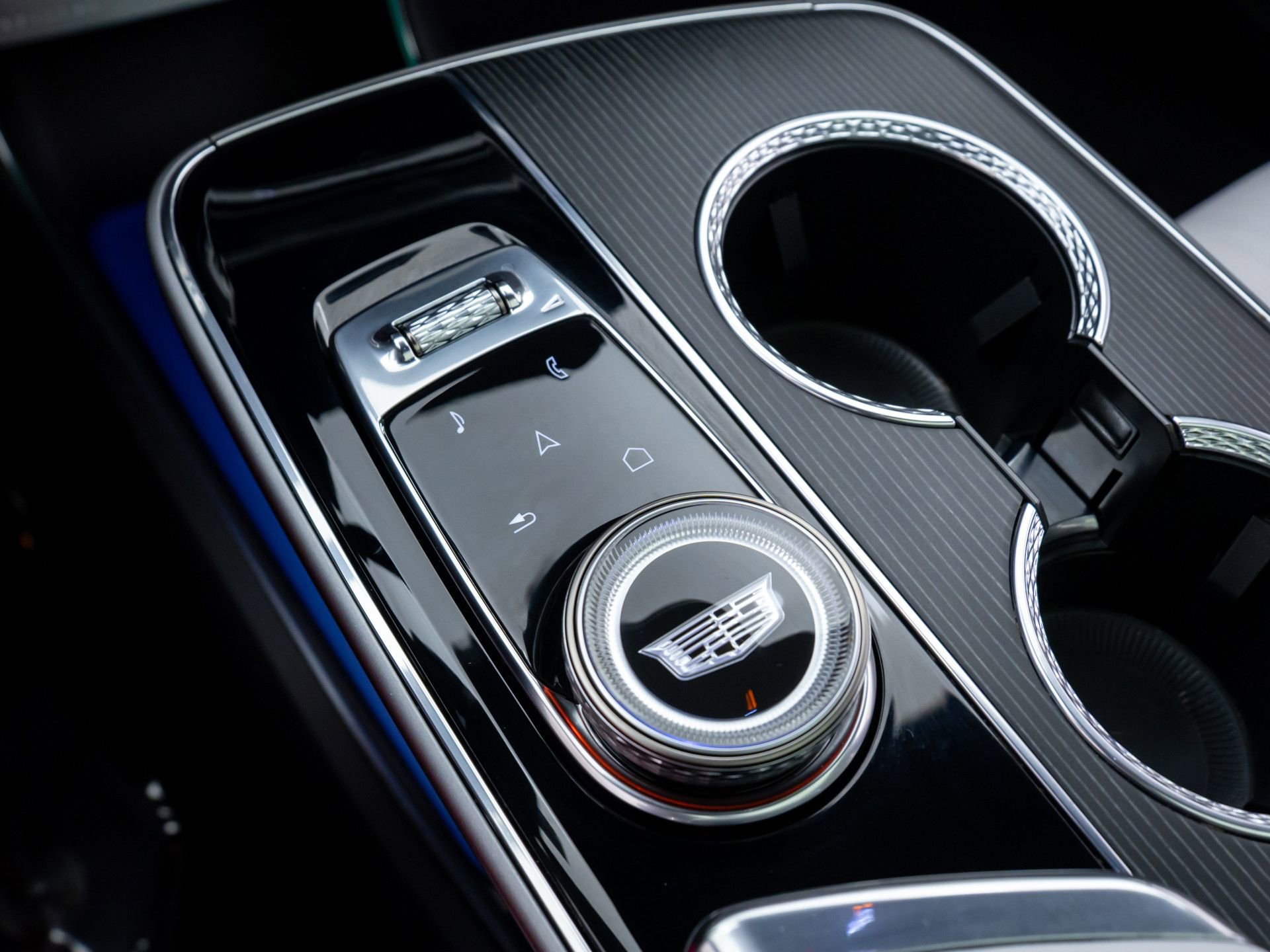 Used 2024 Cadillac Lyriq Sport image 23