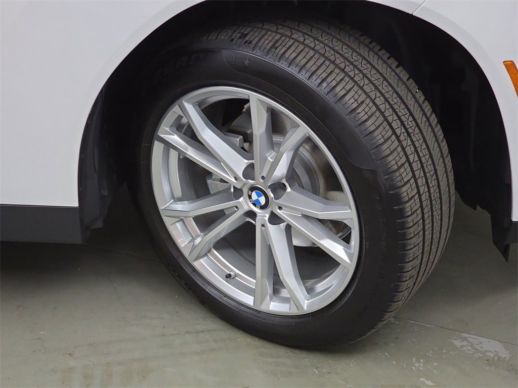 Used 2025 BMW X3 xDrive30i w/ Premium Package image 33