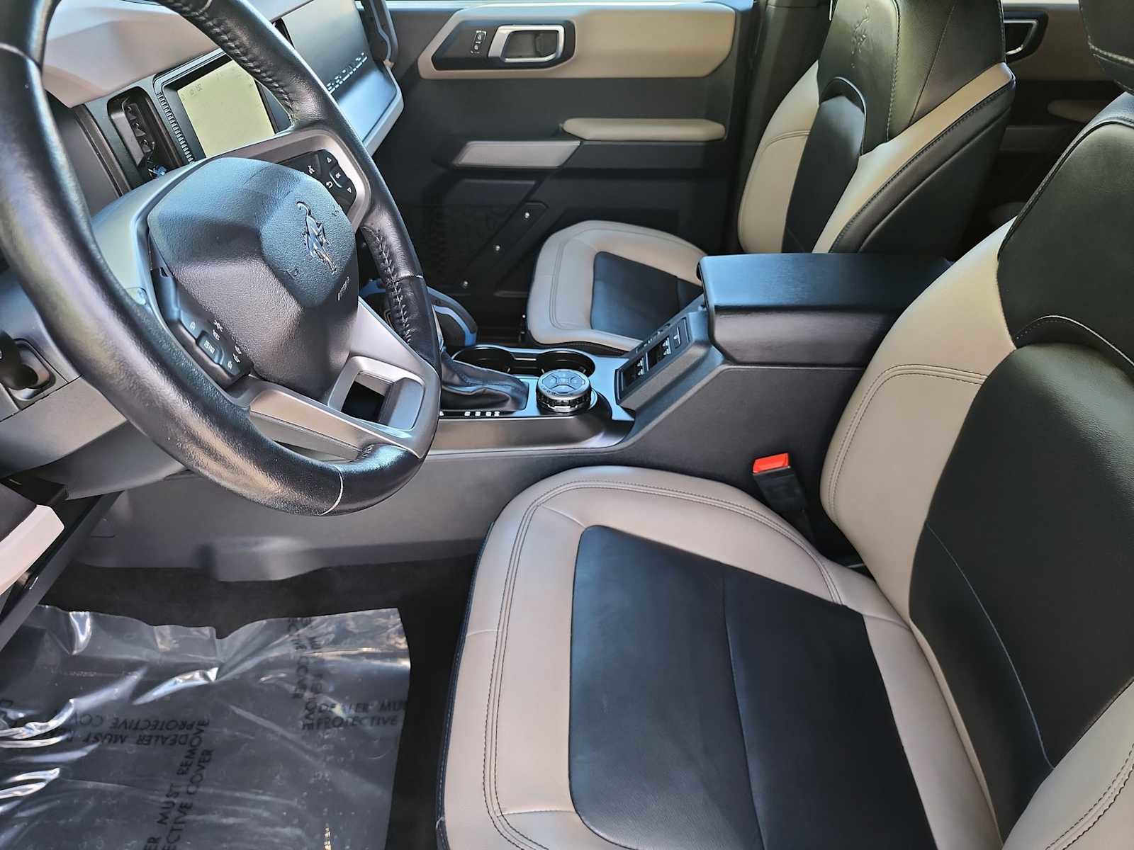 Used 2022 Ford Bronco Wildtrak image 15