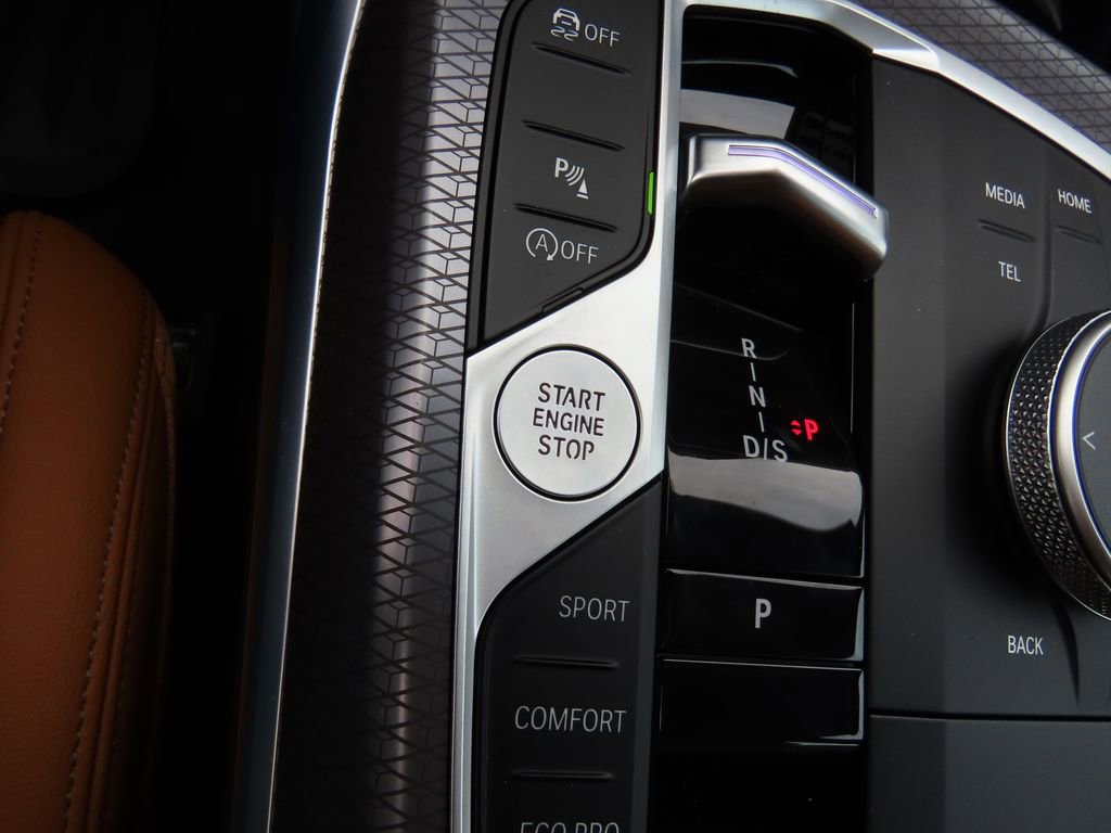 New 2026 BMW 330i xDrive Sedan w/ Premium Package image 29