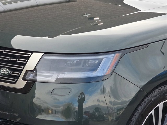 Used 2023 Land Rover Range Rover SE image 30