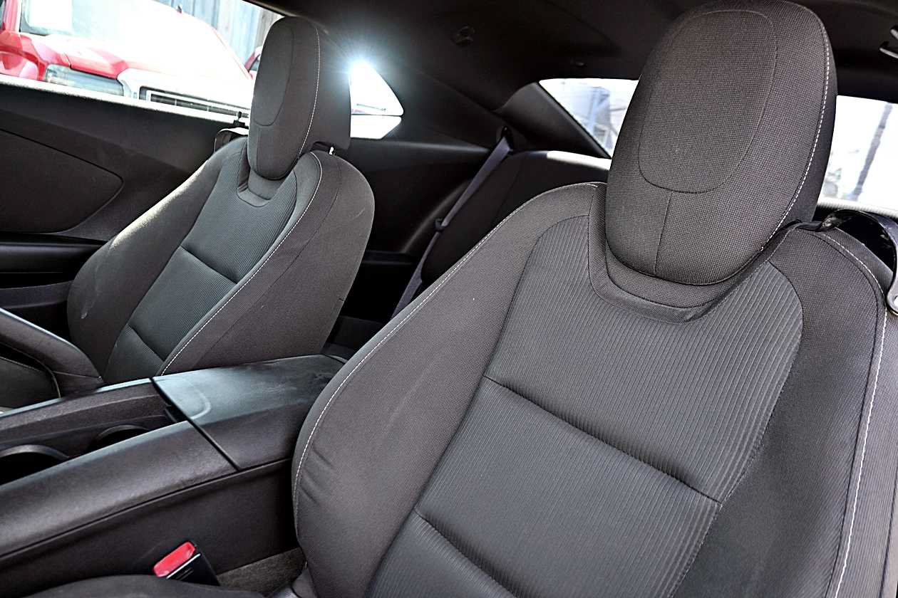 Used 2010 Chevrolet Camaro LT w/ RS Package RWD image 14