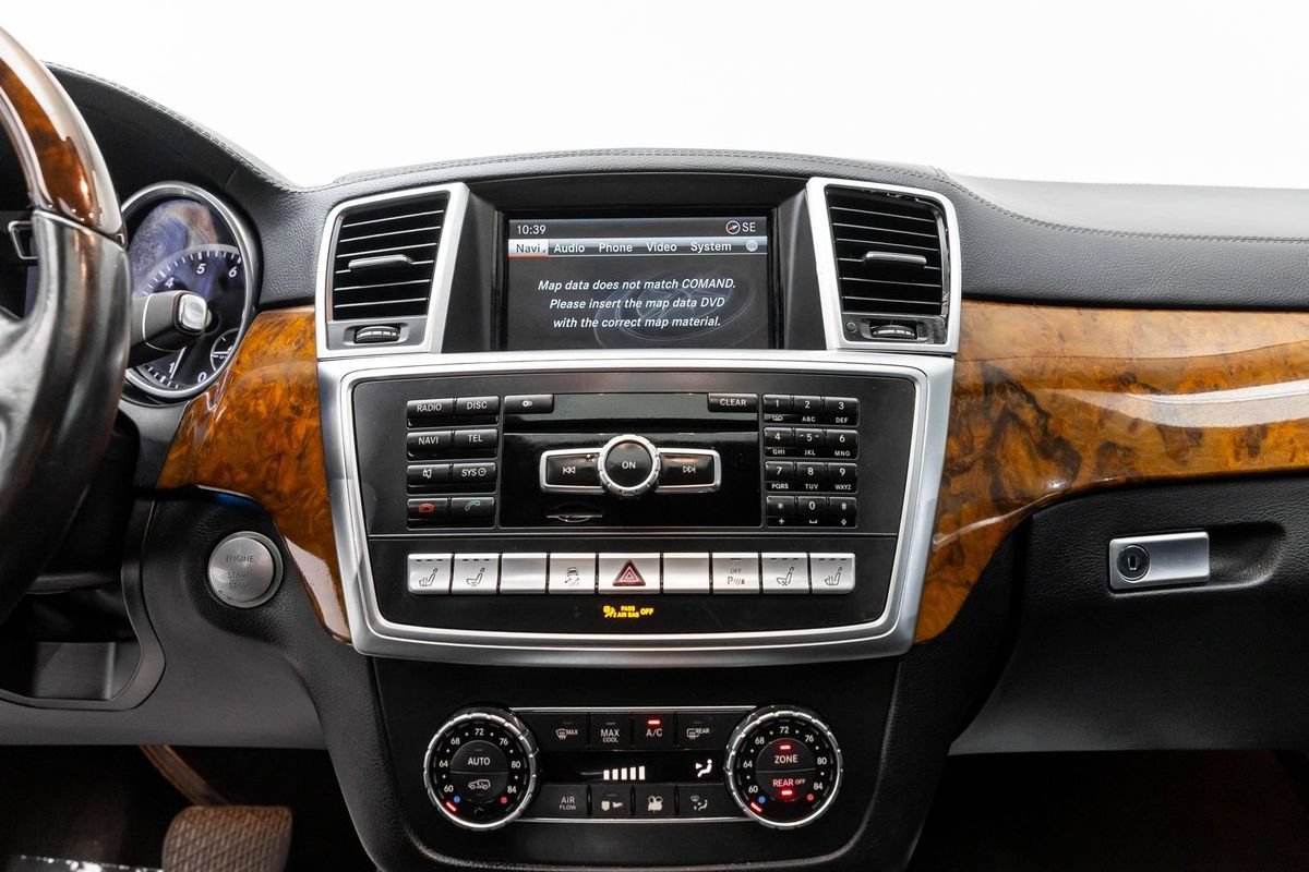 Used 2014 Mercedes-Benz GL 550 4MATIC image 23