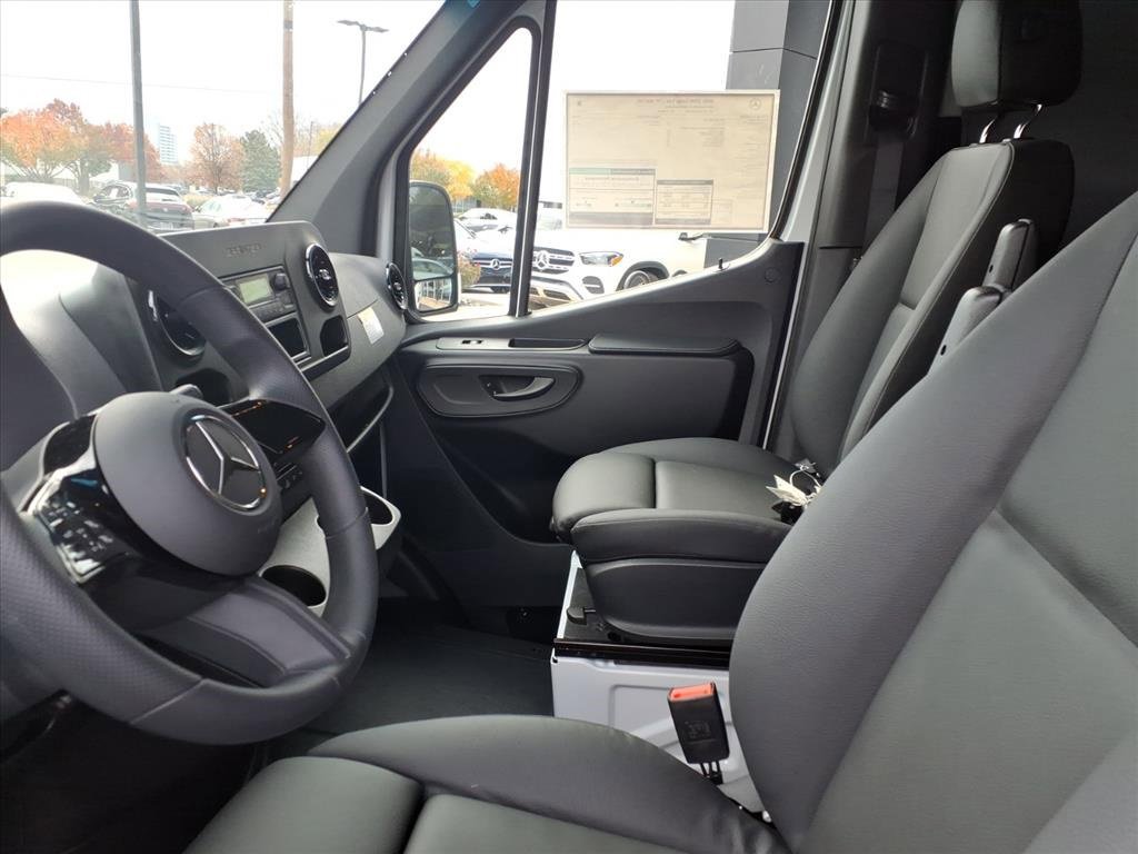 New 2026 Mercedes-Benz Sprinter 2500 image 13